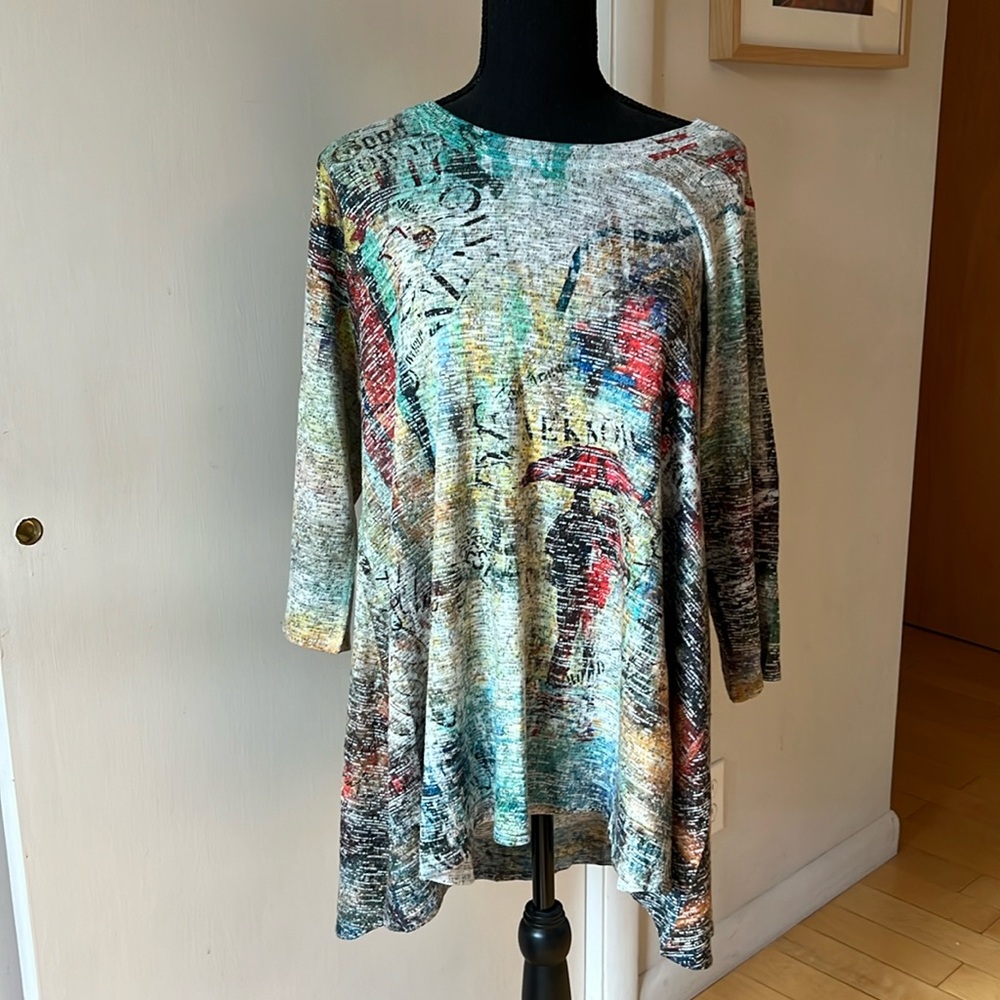 Inoah Wearable Art round neck 3/4 sleeve high-low hem hip length tunic  shirt L